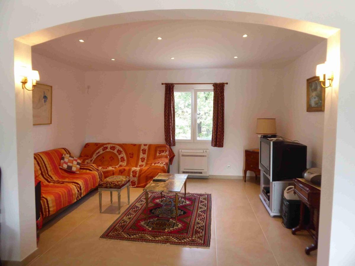 Villa En Provence Verte Carcès Екстериор снимка